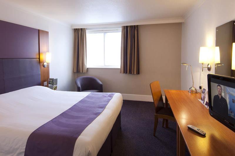 Premier Inn Birmingham Oldbury Oldbury (West Midlands) Exterior foto